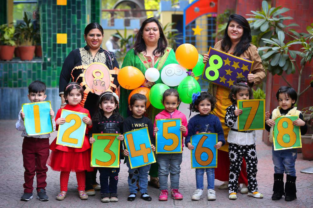 Choosing the Best Child Care Services in Noida - Mother Touch Services